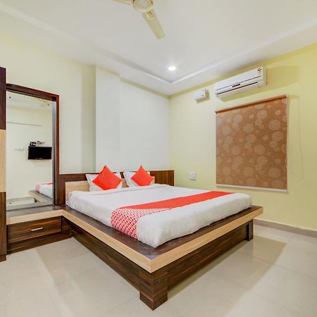 Hotel O Ksl Guest House Karimnagar Екстер'єр фото