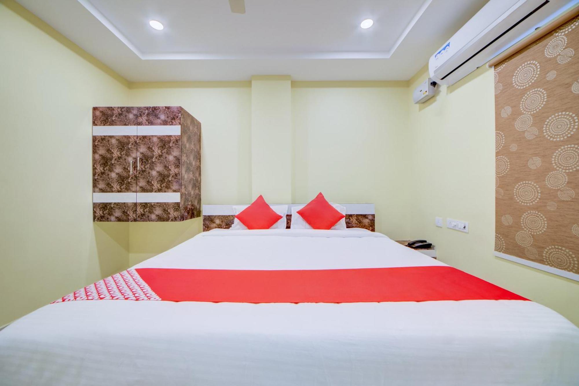 Hotel O Ksl Guest House Karimnagar Екстер'єр фото